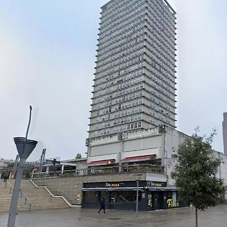 Chambre Spacieuse Et Confortable Il Y A Un Ascenseur Et Idealement Situe Choisy-le-Roi